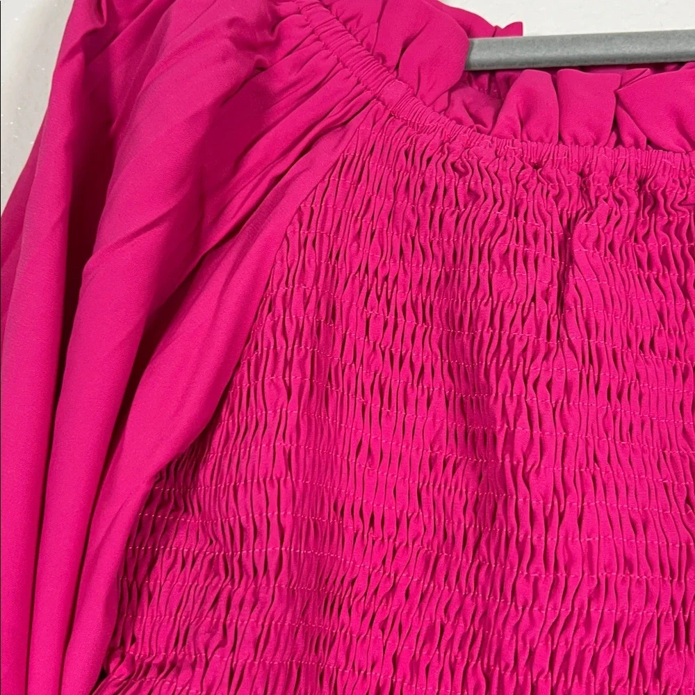 Fuchsia pink shocked bust top, size 3X - Picture 7 of 8